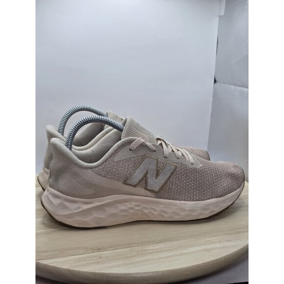New Balance Pink Rose Fresh Foam Arishi V4 Size 8 B WARISAP4 Running Shoes - Picture 3 of 7